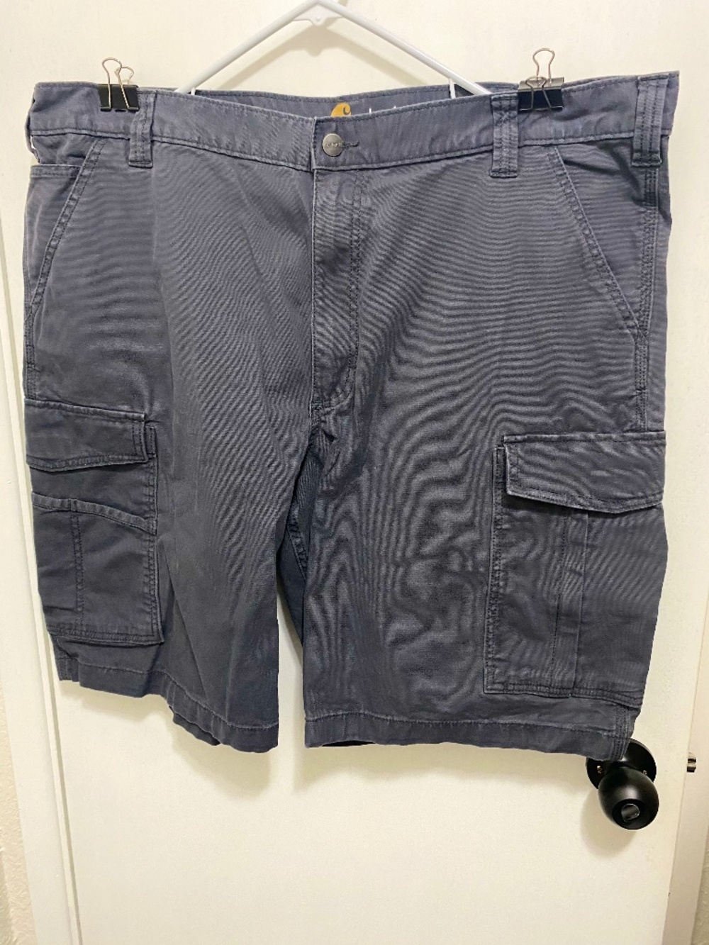 Carhartt size 42  Men’s Gray Cargo Shorts